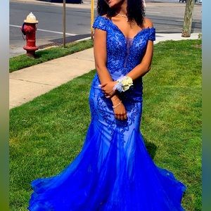 Blue prom dress/ matches with the blue men suit